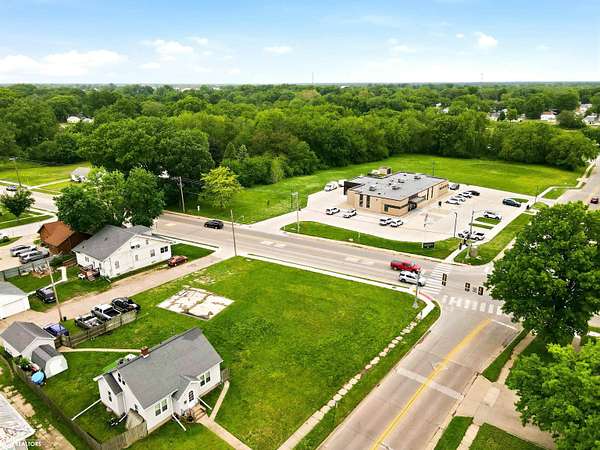 0.26 Acres of Commercial Land for Sale in Burlington, Iowa
