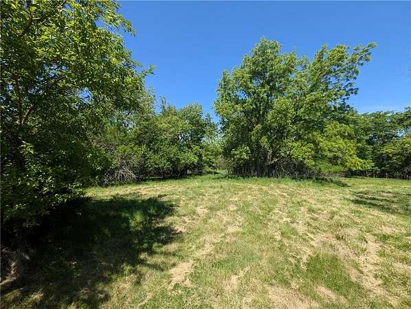 7.13 Acres of Residential Land for Sale in Kansas City, Missouri