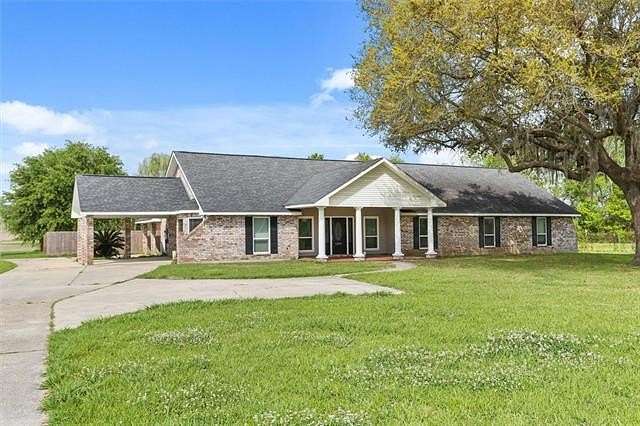 14 Acres of Recreational Land with Home for Sale in Belle Chasse, Louisiana