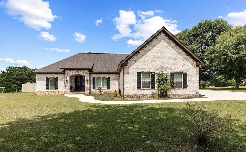 2 Acres of Land with Home for Sale in Ashford, Alabama