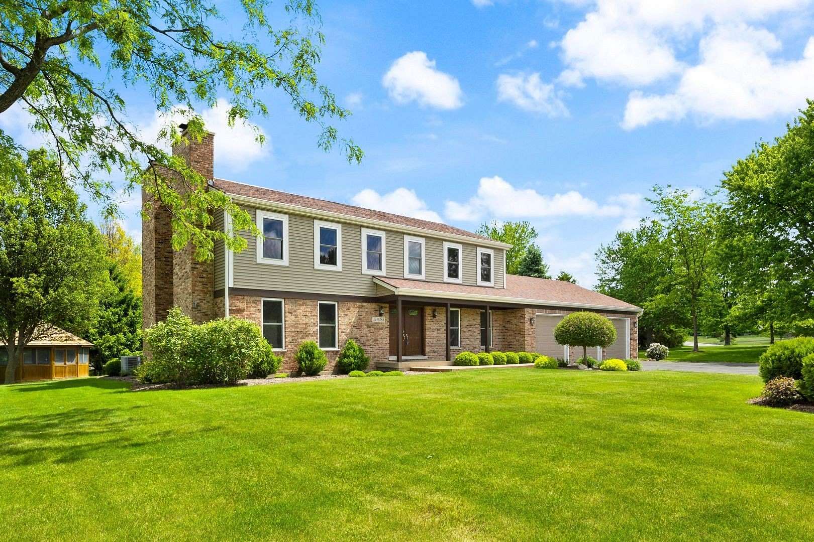2 Acres of Land with Home for Sale in Hampshire, Illinois