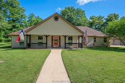 4.17 Acres of Land with Home for Sale in North Zulch, Texas