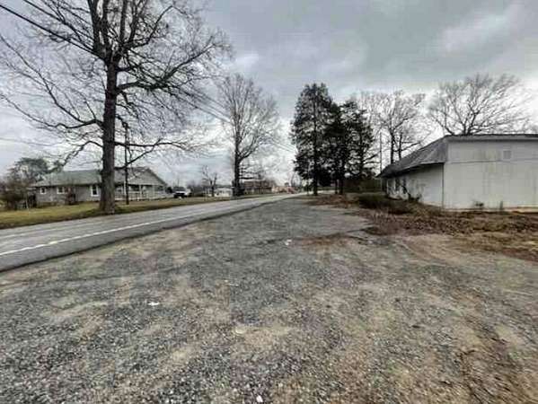 6.7 Acres of Land with Home for Sale in Chickamauga, Georgia
