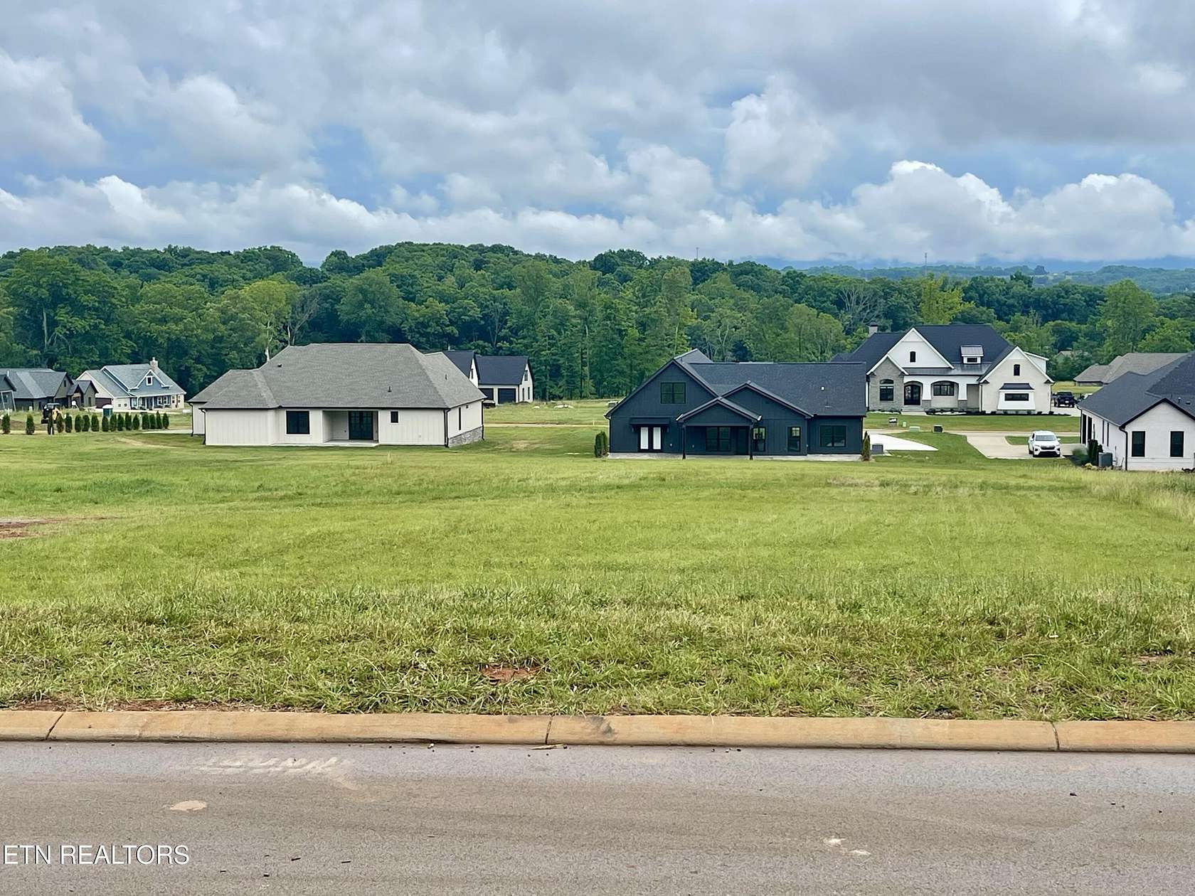 0.75 Acres of Residential Land for Sale in Greenback, Tennessee