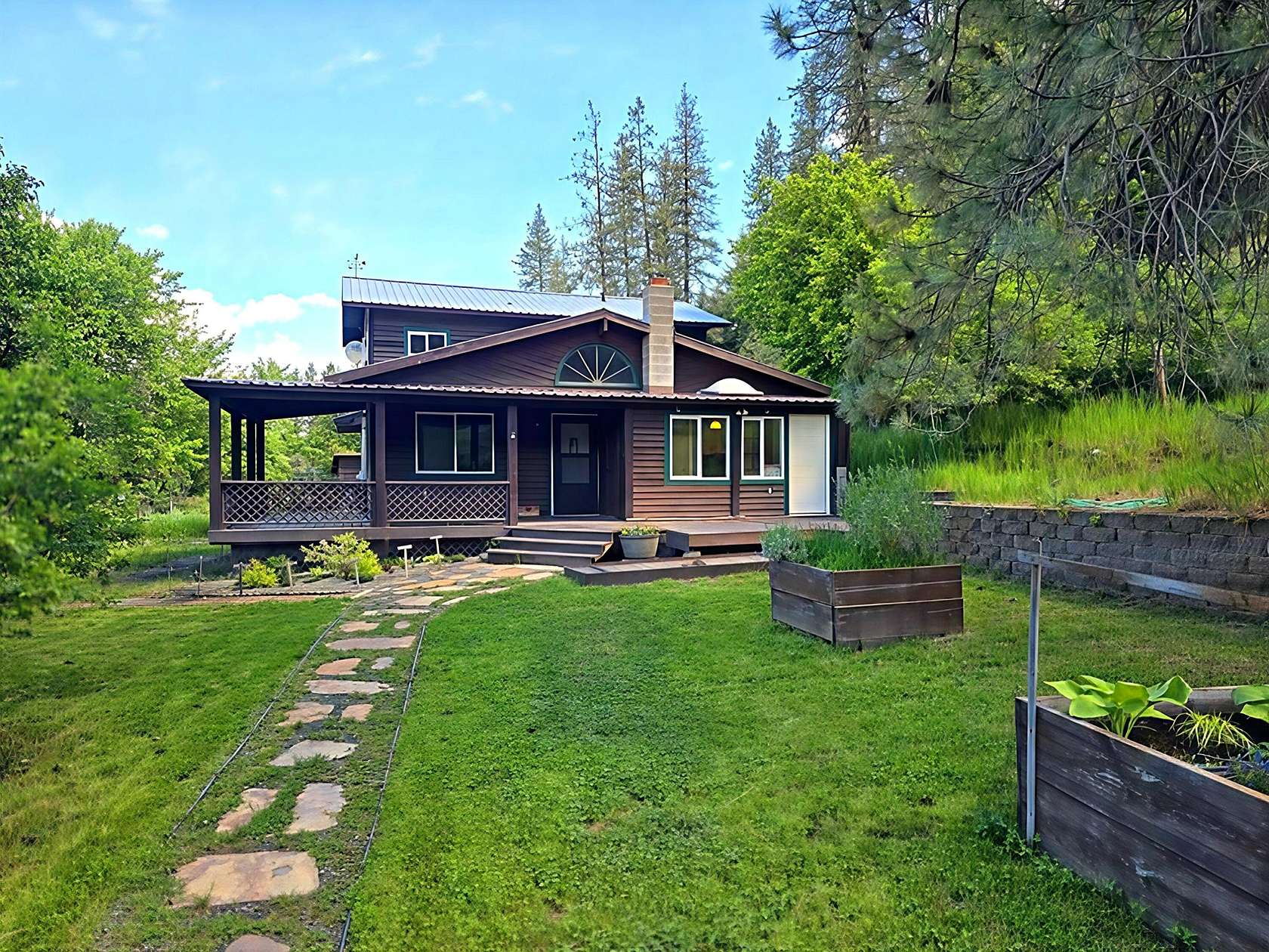 20 Acres of Recreational Land with Home for Sale in Kettle Falls, Washington