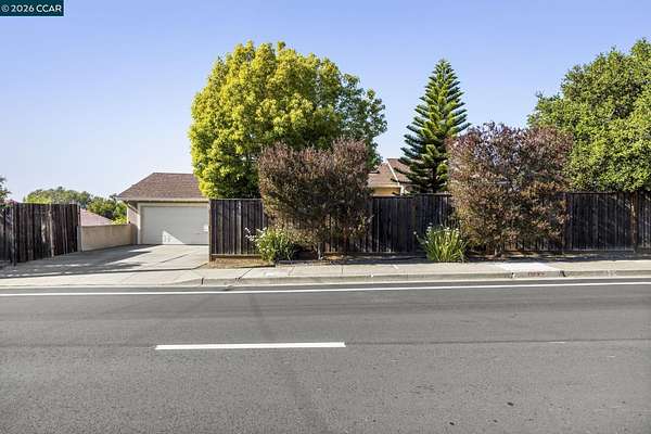 1.86 Acres of Land with Home for Sale in Hayward, California