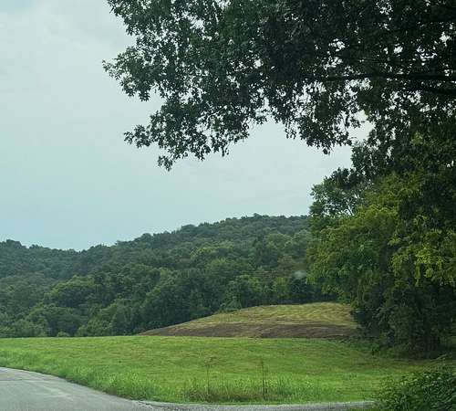 27.3 Acres of Recreational & Residential Land for Sale in Gordonsville, Tennessee