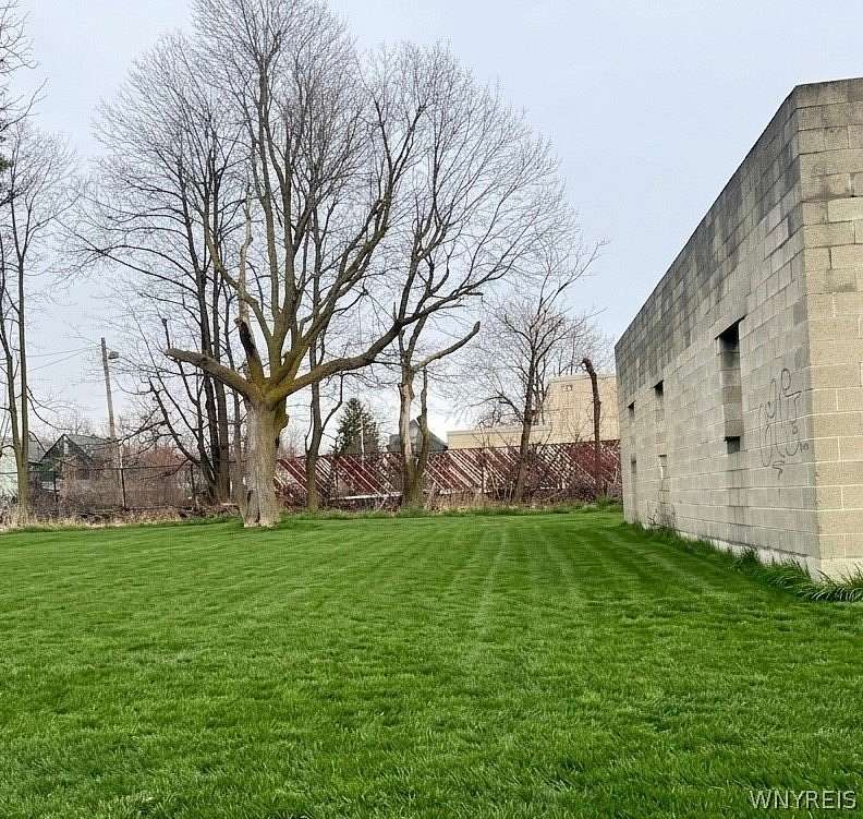 0.07 Acres of Mixed-Use Land for Sale in Buffalo, New York