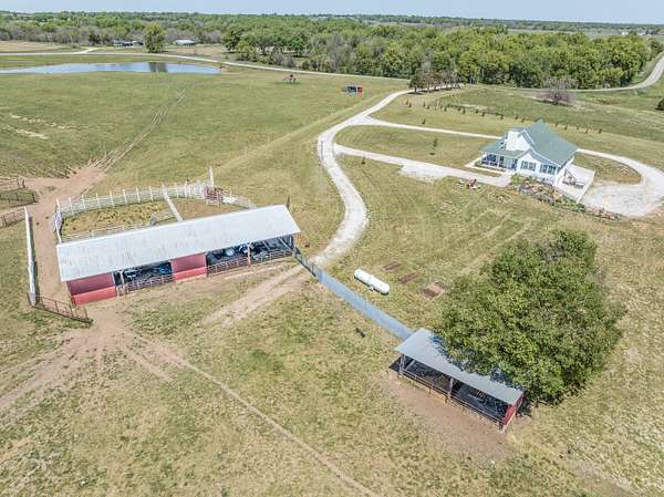 160 Acres of Land with Home for Sale in Lamar, Missouri