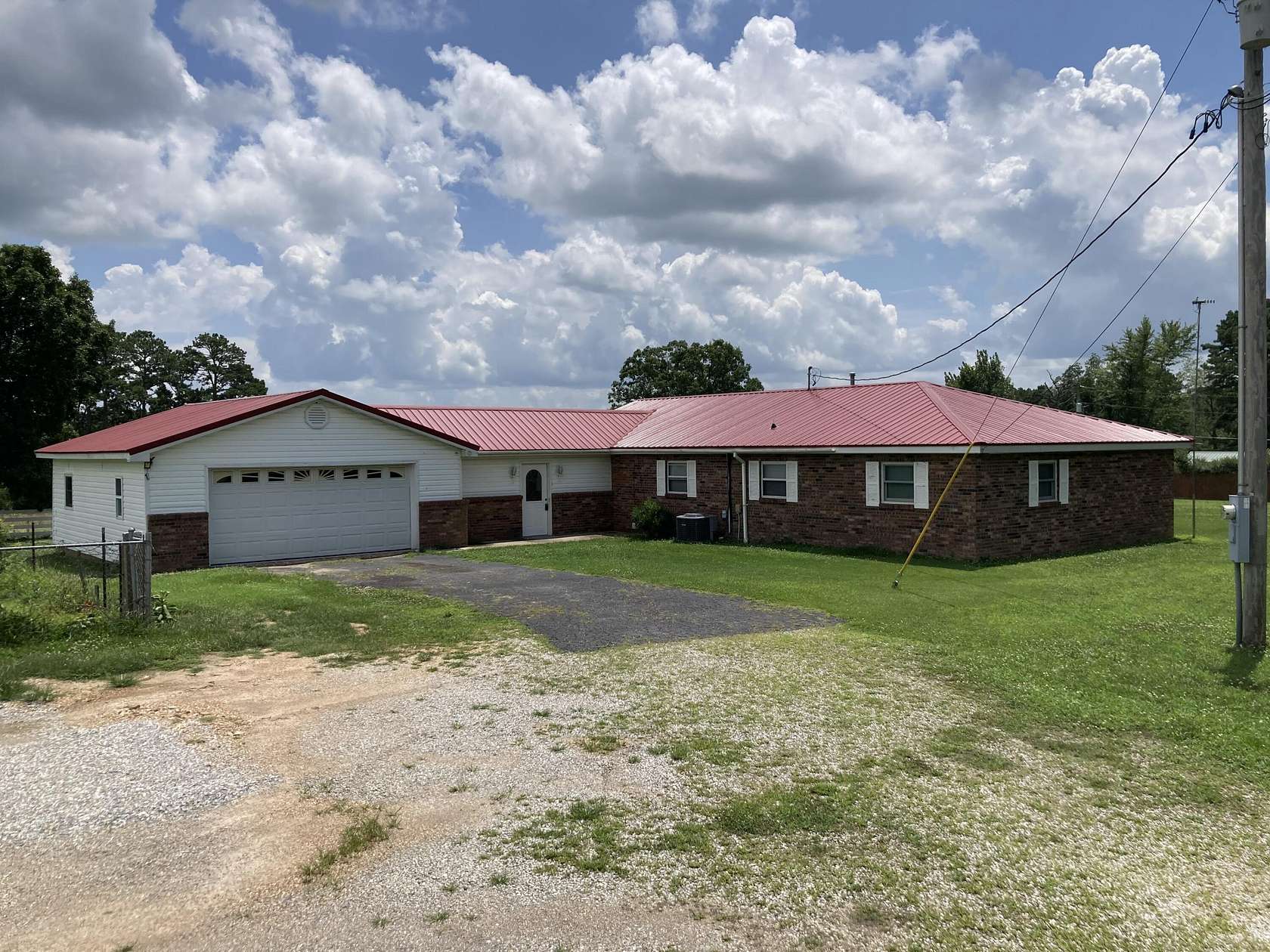1.69 Acres of Land with Home for Sale in Houston, Missouri