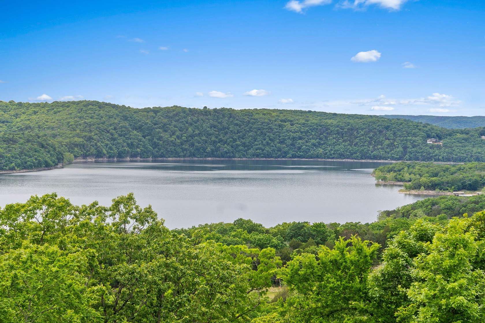 11 Acres of Land for Sale in Kimberling City, Missouri
