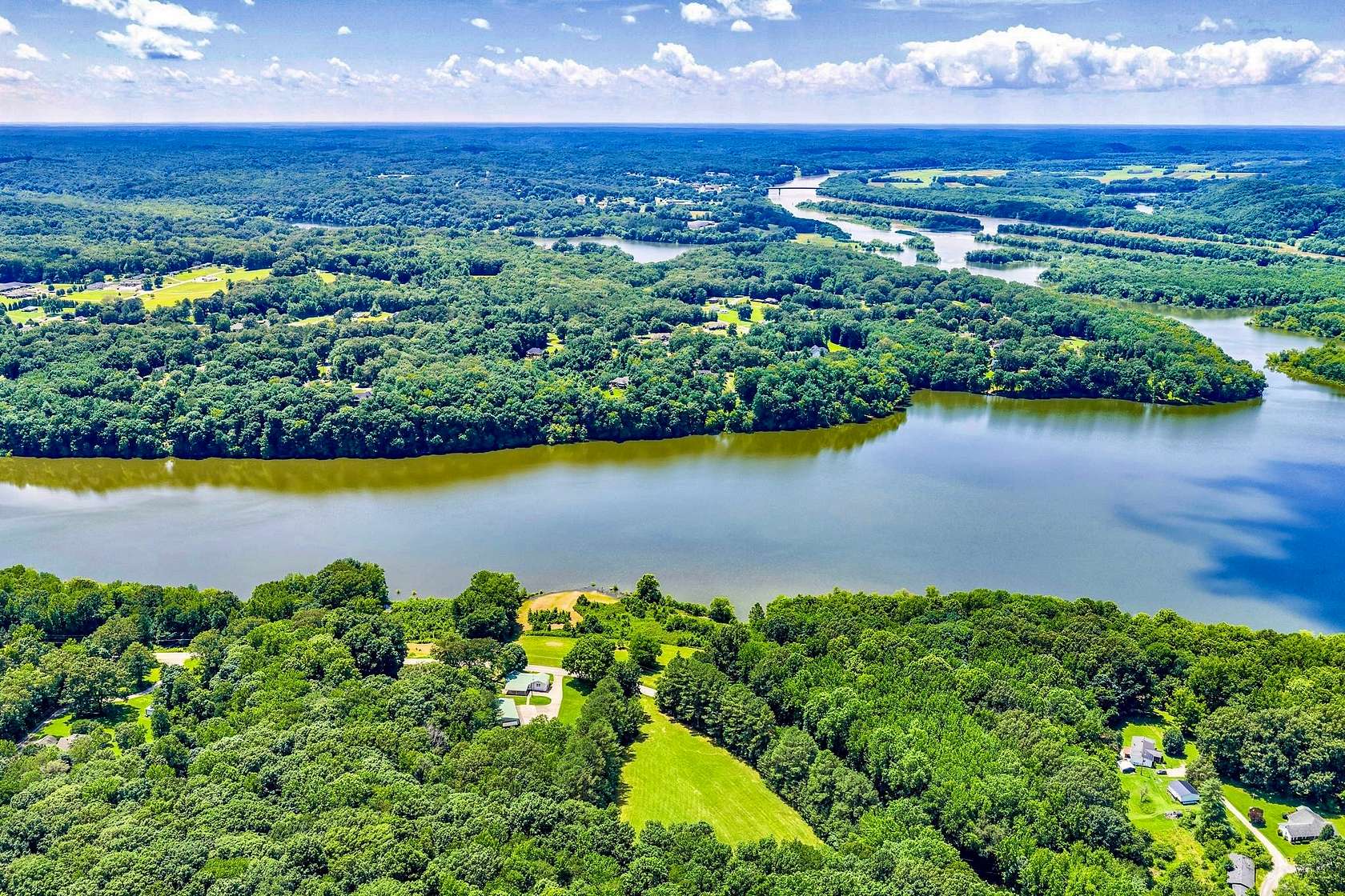 120 Acres of Recreational Land with Home for Sale in Dover, Tennessee