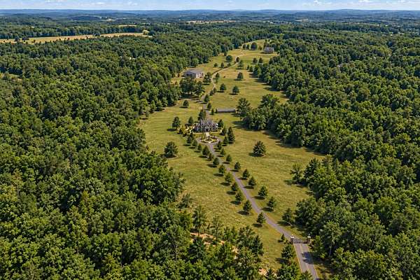 141 Acres of Land for Sale in Franklin, Tennessee