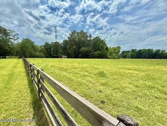 9.7 Acres of Land for Sale in Terry, Mississippi