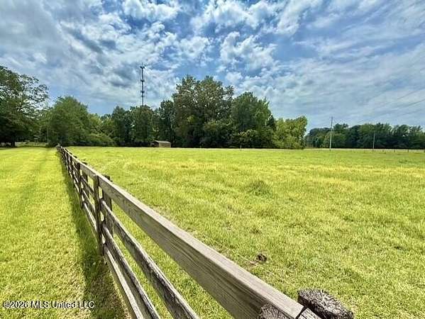 9.7 Acres of Land for Sale in Terry, Mississippi