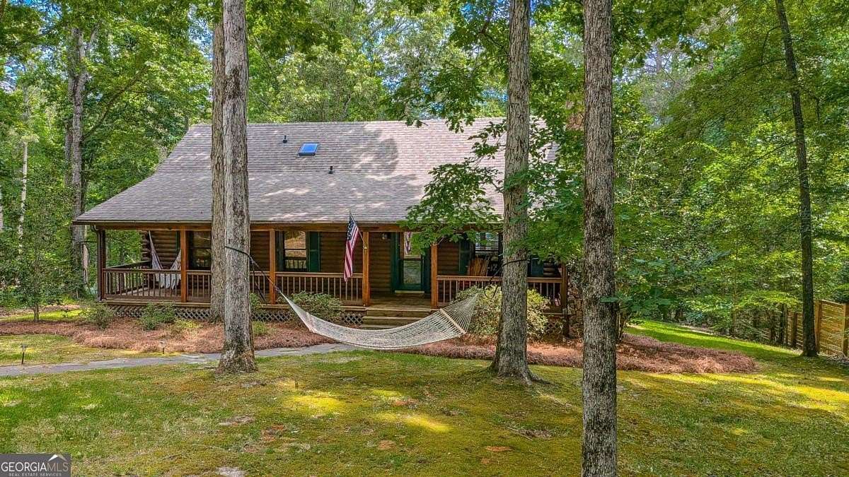 1.5 Acres of Land with Home for Sale in Eatonton, Georgia