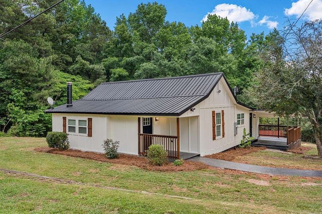 1.52 Acres of Land with Home for Sale in LaGrange, Georgia