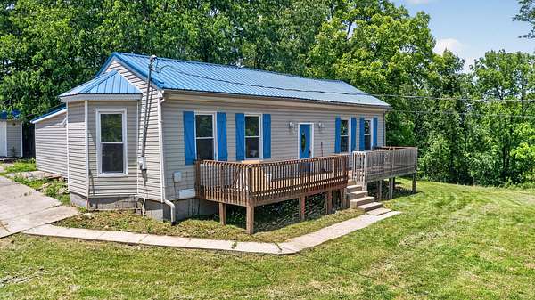 5 Acres of Land with Home for Sale in Georgetown, Kentucky