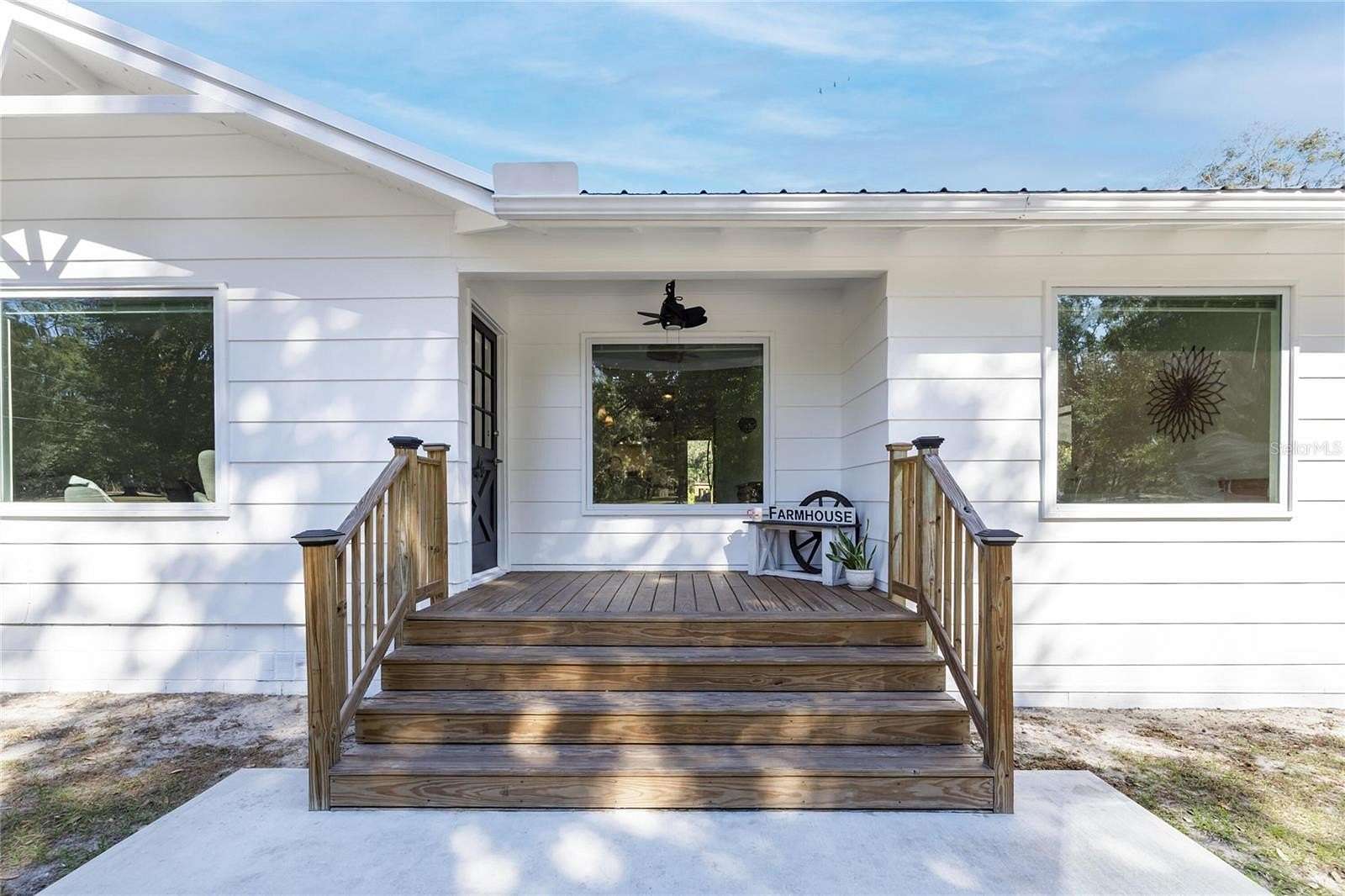 5 Acres of Land with Home for Sale in Trenton, Florida