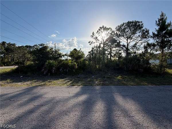 0.25 Acres of Residential Land for Sale in Lehigh Acres, Florida