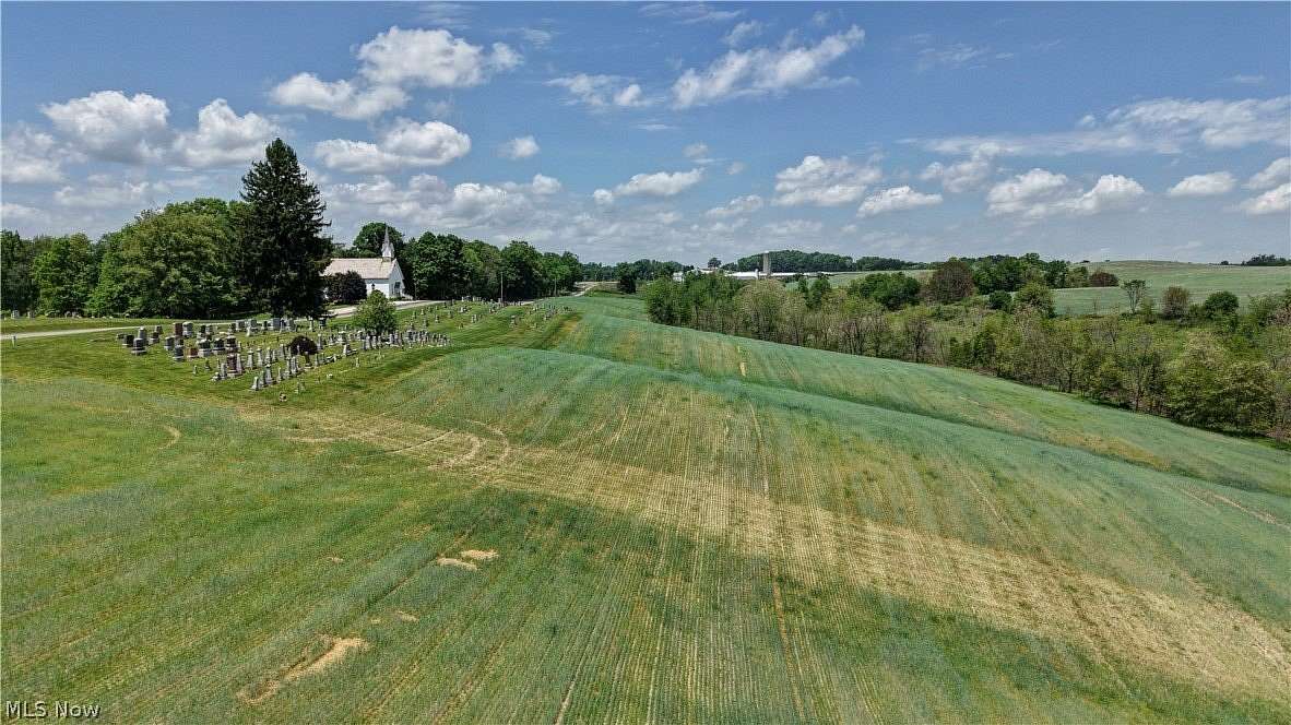 10.9 Acres of Recreational Land for Auction in Fresno, Ohio