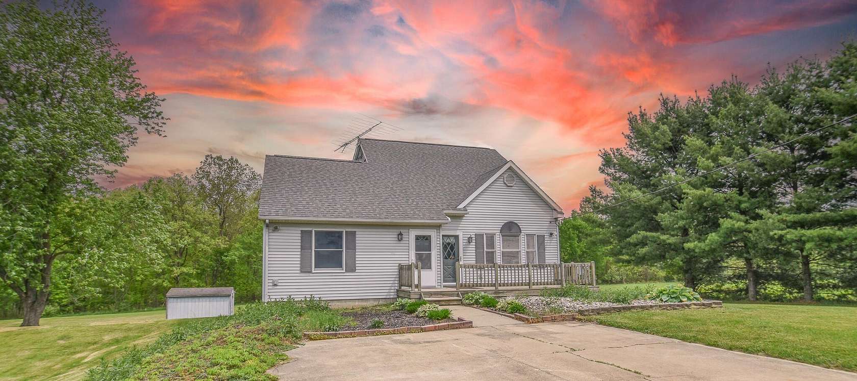 9.7 Acres of Land with Home for Sale in Coldwater, Michigan