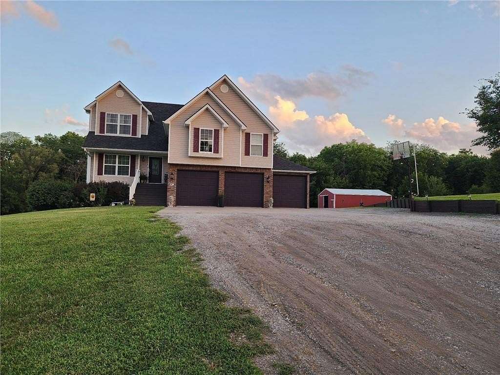 3.58 Acres of Land with Home for Sale in St. Joseph, Missouri