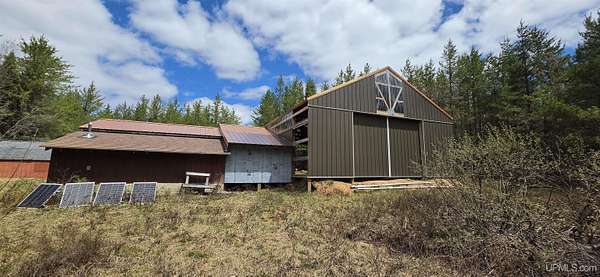 40 Acres of Improved Recreational Land for Sale in Ishpeming, Michigan