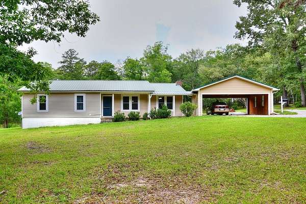 4.7 Acres of Land with Home for Sale in Thomasville, Georgia