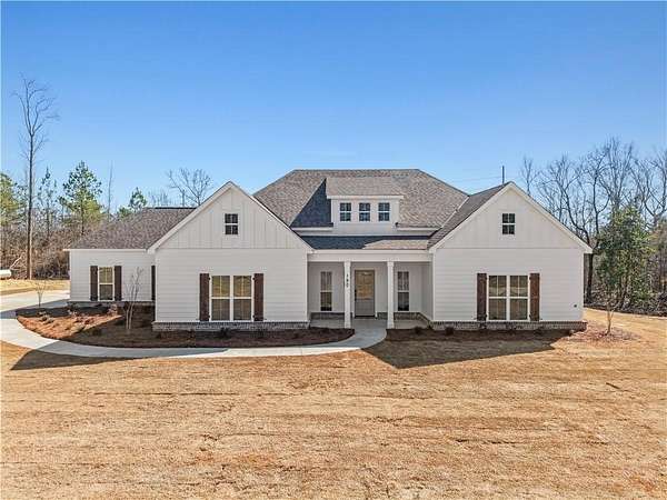 4.19 Acres of Land with Home for Sale in Salem, Alabama