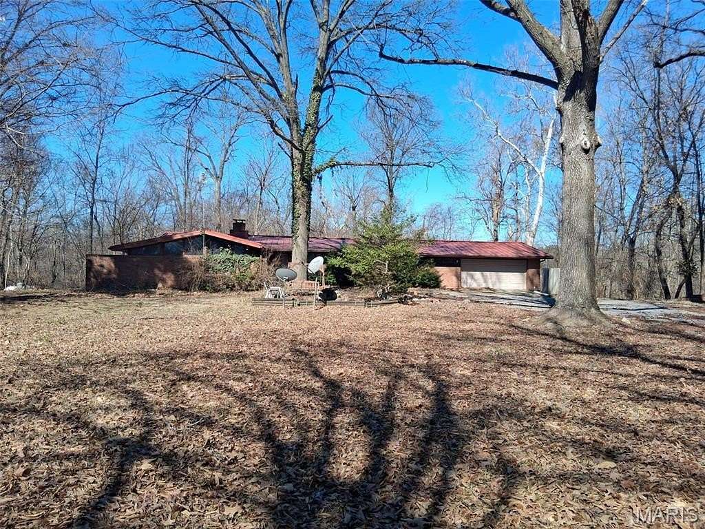 7.23 Acres of Mixed-Use Land for Sale in Maryville, Illinois