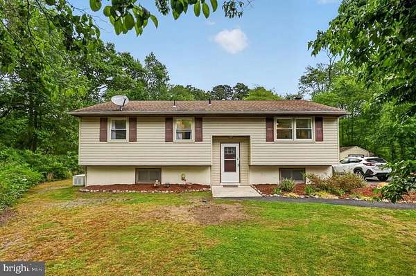 1.76 Acres of Land with Home for Sale in Vineland, New Jersey