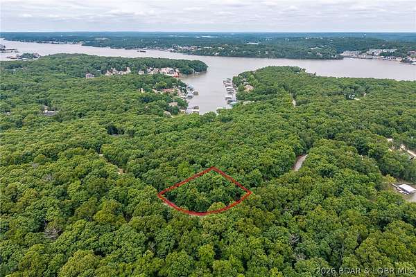 0.91 Acres of Residential Land for Sale in Sunrise Beach, Missouri