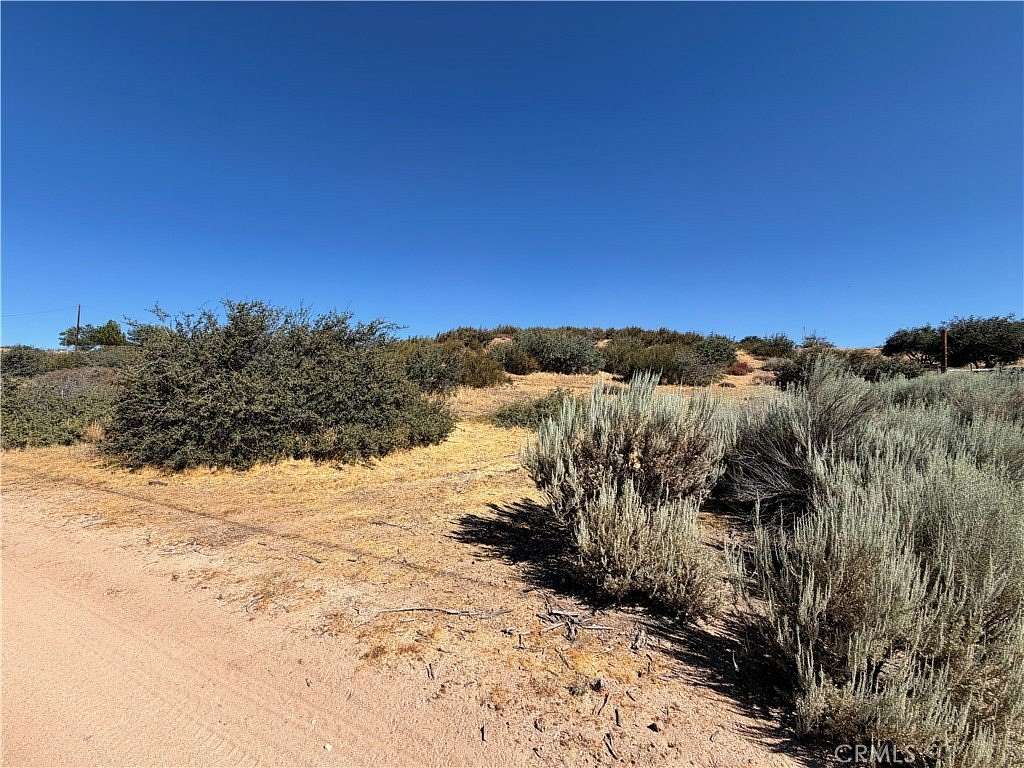 2.26 Acres of Residential Land for Sale in Oak Hills, California