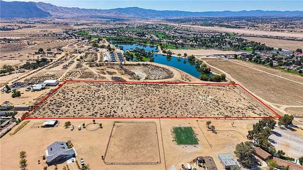10 Acres of Land for Sale in Apple Valley, California