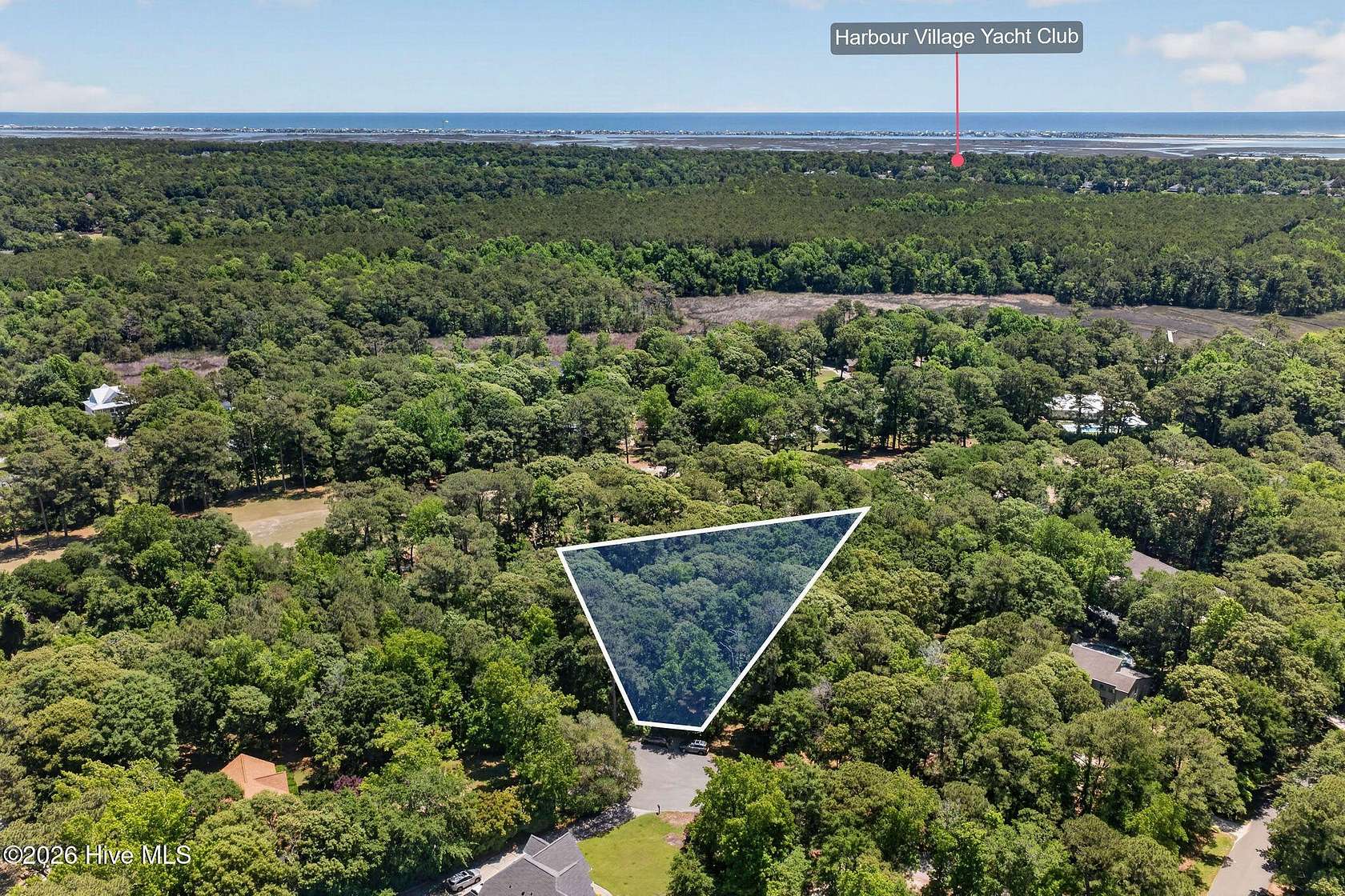 0.95 Acres of Residential Land for Sale in Hampstead, North Carolina