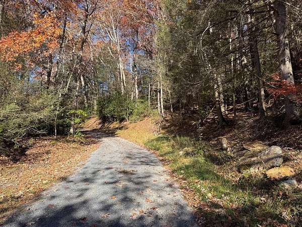 3.9 Acres of Mixed-Use Land for Sale in Nallen, West Virginia