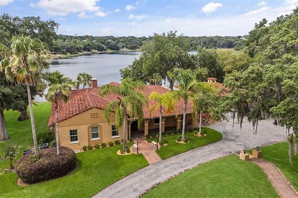2 Acres of Land with Home for Sale in Eustis, Florida