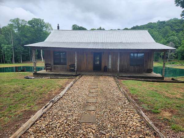 20 Acres of Recreational Land with Home for Sale in Riceville, Tennessee