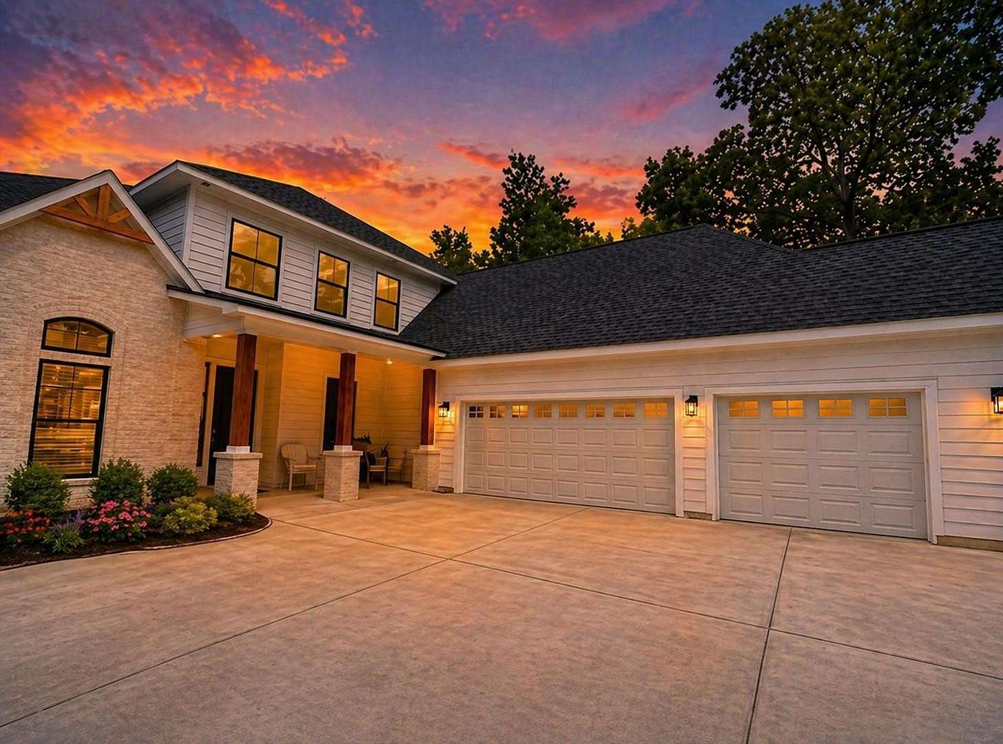 1.6 Acres of Land with Home for Sale in Conroe, Texas