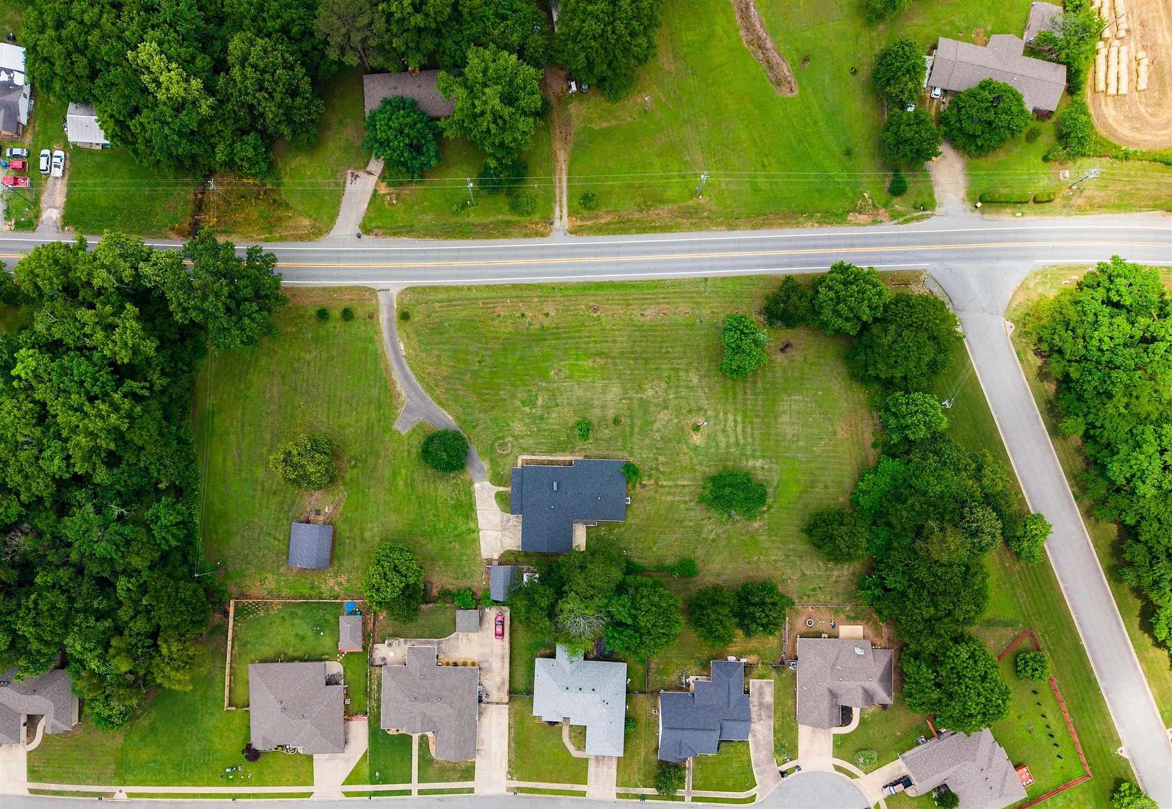 2 Acres of Land with Home for Sale in Benton, Arkansas