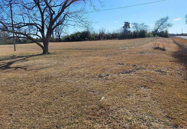 8 Acres of Residential Land for Sale in Prescott, Arkansas