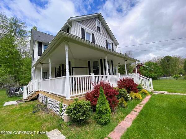 5.24 Acres of Land with Home for Lease in East Stroudsburg, Pennsylvania