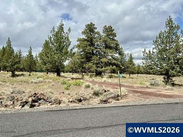 5 Acres of Land for Sale in Culver, Oregon