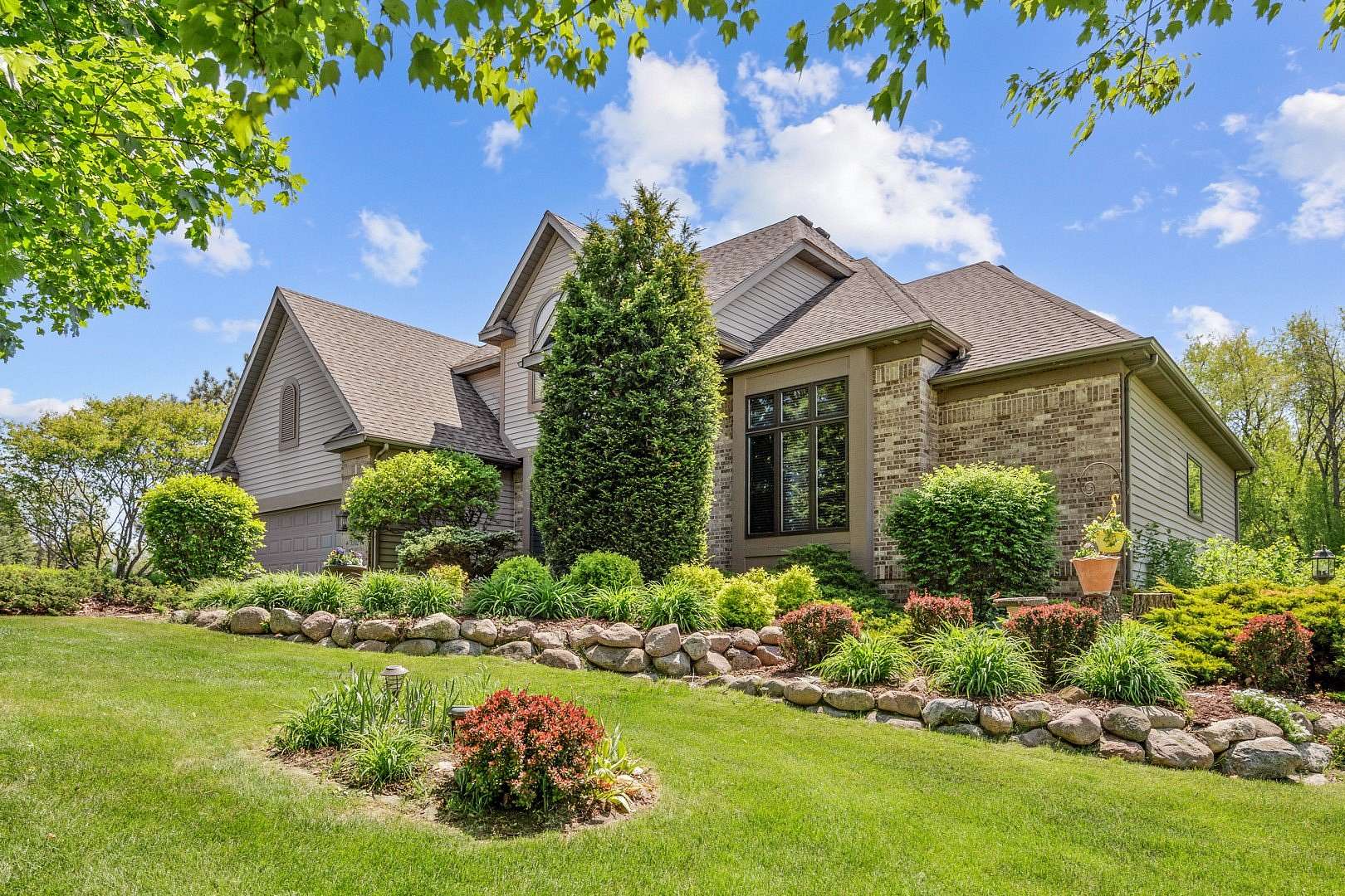 1.89 Acres of Land with Home for Sale in Spring Grove, Illinois