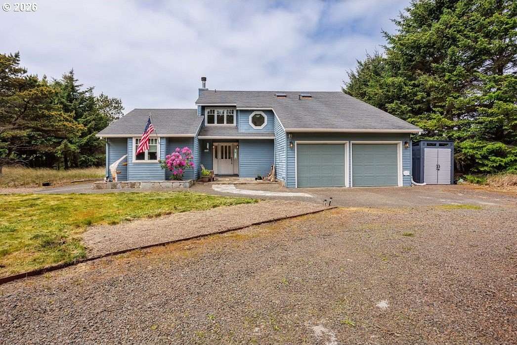 2.83 Acres of Land with Home for Sale in Long Beach, Washington