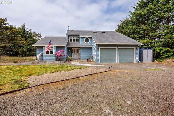 2.83 Acres of Land with Home for Sale in Long Beach, Washington