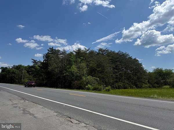 10 Acres of Mixed-Use Land for Sale in Berkeley Springs, West Virginia
