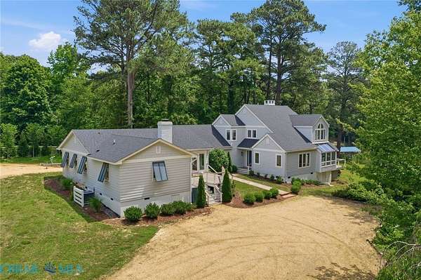 1.74 Acres of Land with Home for Sale in Irvington, Virginia