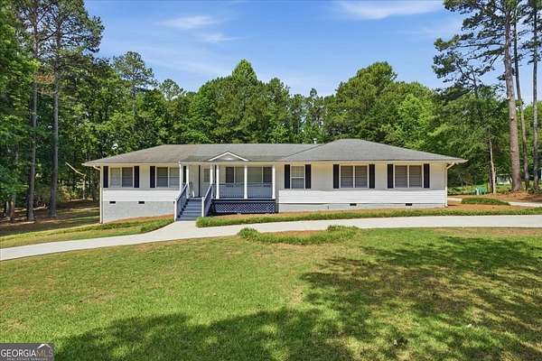 1.79 Acres of Land with Home for Sale in Stockbridge, Georgia